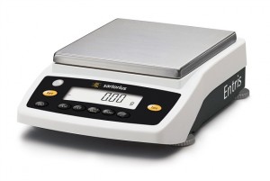 Entris, Precision balance with rectangular weighing pan, view from the right
